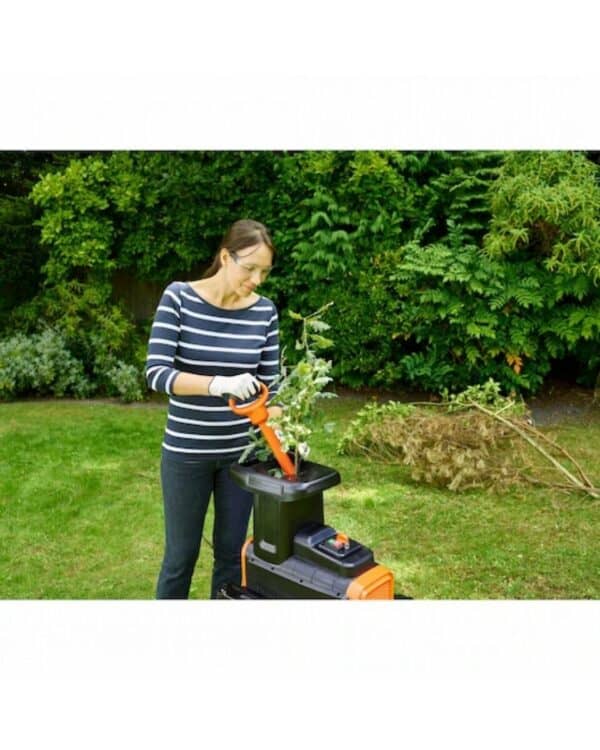 BLACK+DECKER.