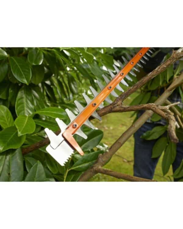 BLACK+DECKER.