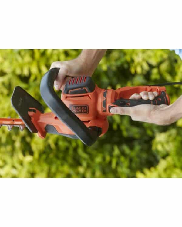 BLACK+DECKER.
