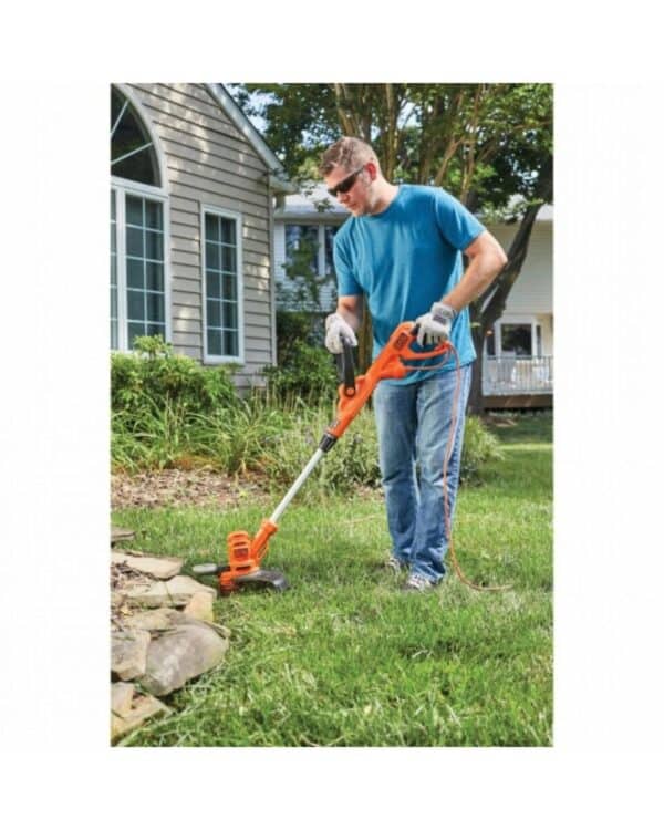 BLACK+DECKER.