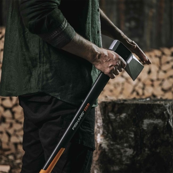 FIS122480102_1 FISKARS