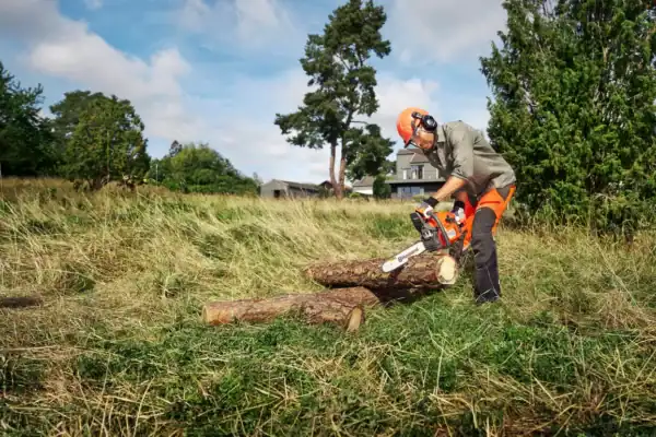 HUSQVARNA