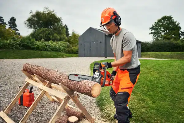 HUSQVARNA