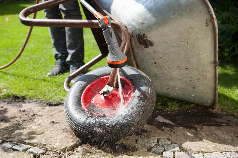 GRD967633001_6 gardena